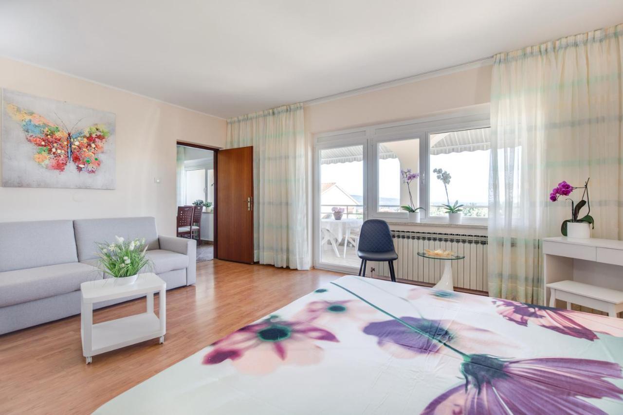 Apartmani Paradiso 크르크 외부 사진
