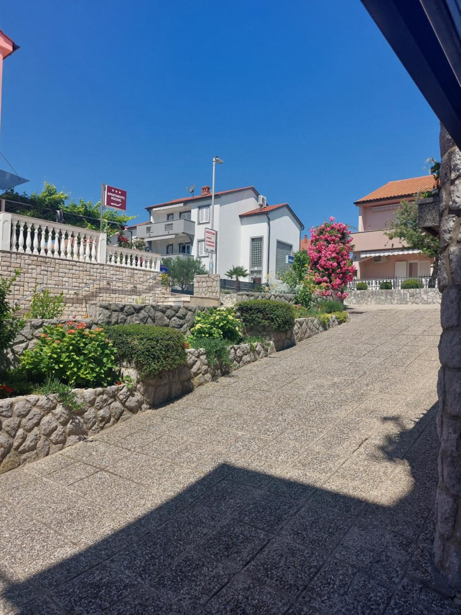 Apartmani Paradiso 크르크 외부 사진